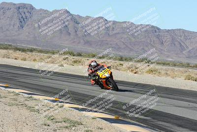 media/Nov-01-2025-CVMA (Sat) [[fc0f7531b8]]/Race 11-Amateur Supersport Open/
